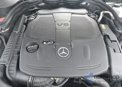 2013 Mercedes-Benz C 300 Luxury 4Matic/Sport 4Matic из США, поврежденный, VIN WDDGF8ABXDR259100